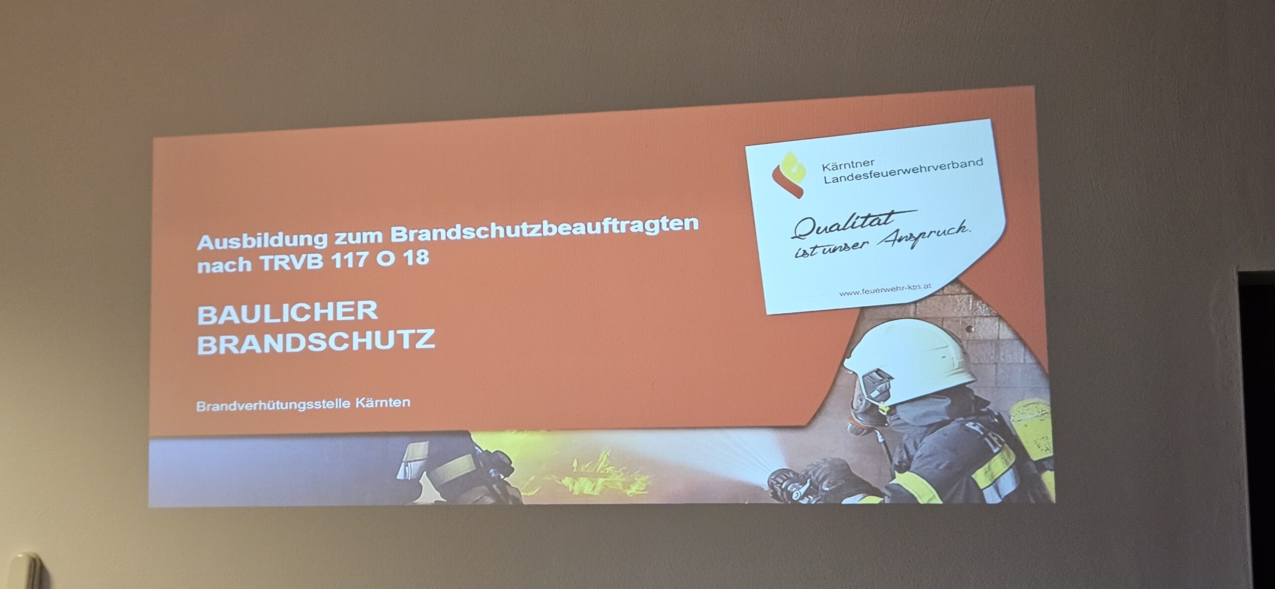 Baulicher Brandschutz in Kärnten: Theorieübung mit Praxisbezug